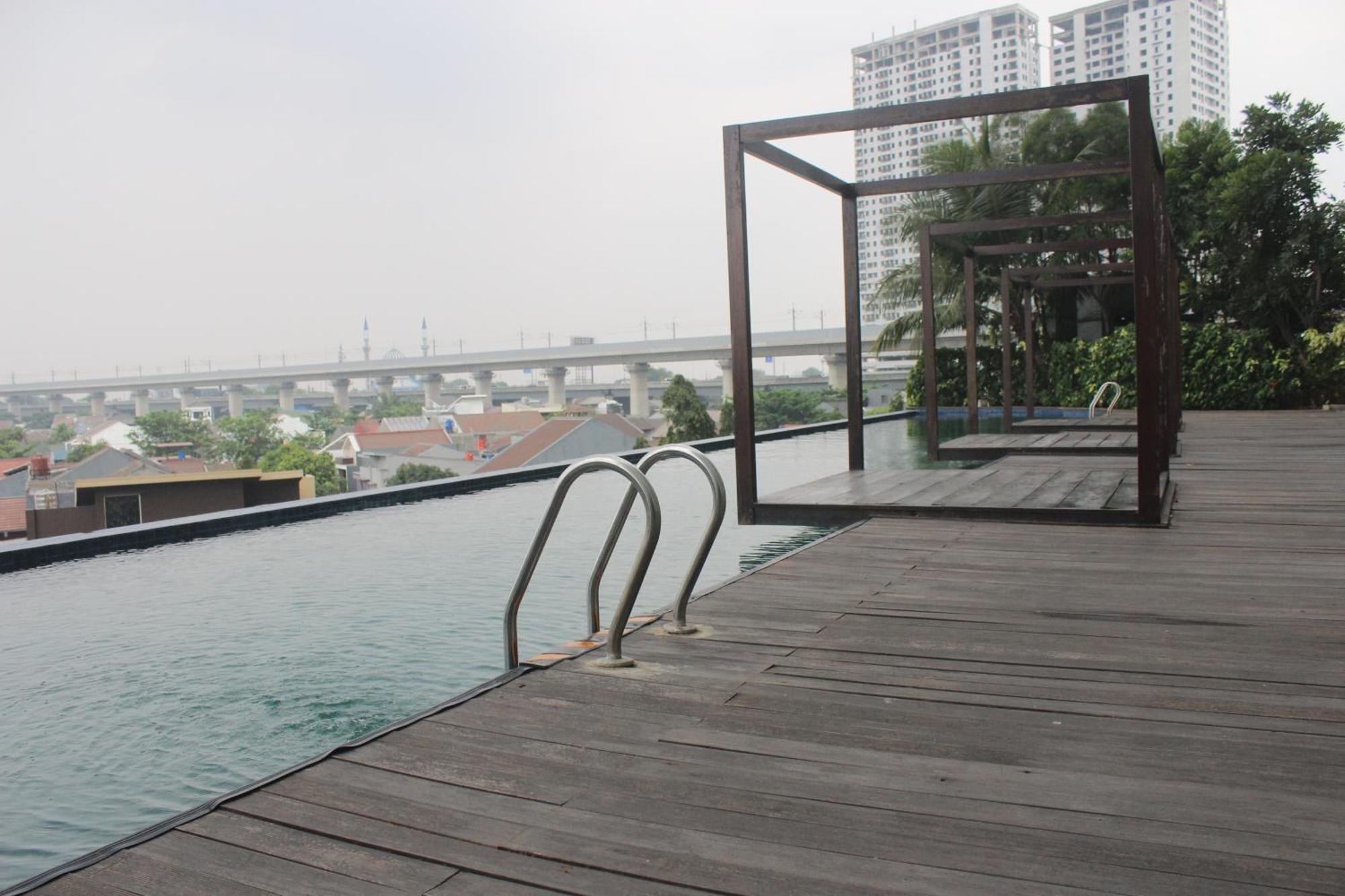 Cozy Grand Kamala Lagoon By Pelita Property Bekasi Buitenkant foto